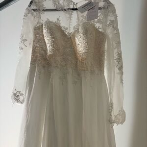 JJs House Elegant Lace Wedding Dress - Cream